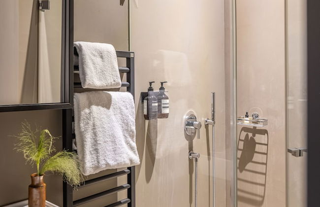 The Hamlet - Foto 53