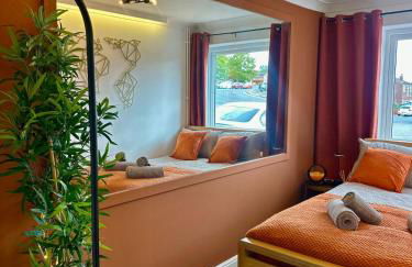 Hot Tube&Private Driveway&11 Guests Family&Contractors Bedford - Foto 32