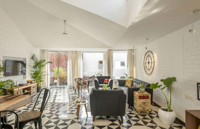 El Arbol by Hireavilla-2br w Rooftop Pool in Nerul - Photo 2