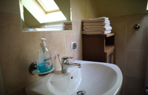 Leśny Zakątek balia kąpielowa ognisko sauna basen rowery w cenie pobytu Realizujemy Podlaski bon turystyczny - Foto 17