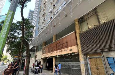 Studio Metrô e VLT Consulado Carioca Cinelândia Lapa - Foto 19