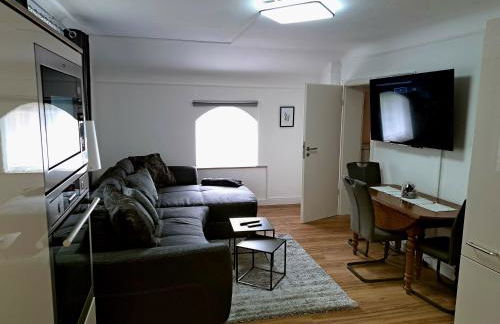 Schloss Hilbringen Gesindewohnungen - Foto 6