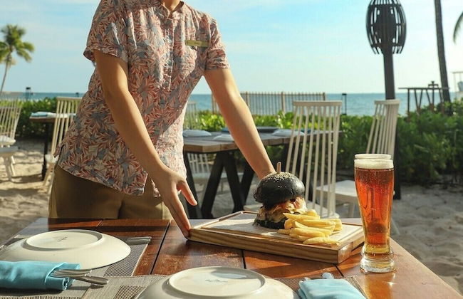 Vanda Beach Boutique Villa - Photo 8