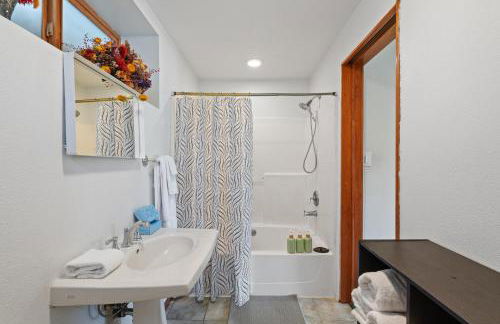 Lake View House w Beautiful Acres to Explore - Foto 35