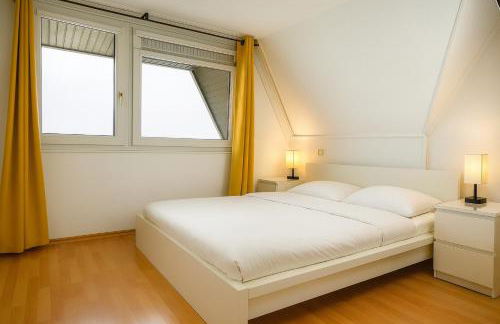 Cozy-Stay II, 2-Room Flat for Vacation & Messe, Düsseldorf, Perfect Connectivity - Foto 8