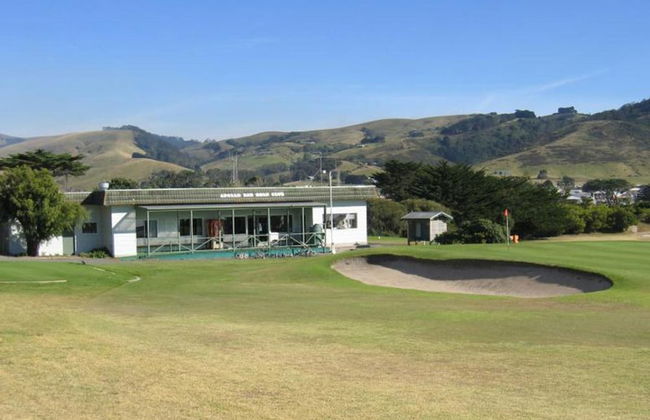 Hampton on Apollo - Ocean Mountain View Creekside Retreat Pet Friendly Free EV Charger Fireplace Wood Supplied During Winter - Photo 29