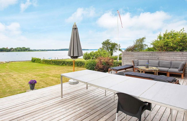 8 Person Holiday Home in Praesto - Foto 26