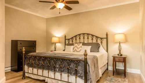 Strictly Moose Luxury Vacation Suites - Foto 5