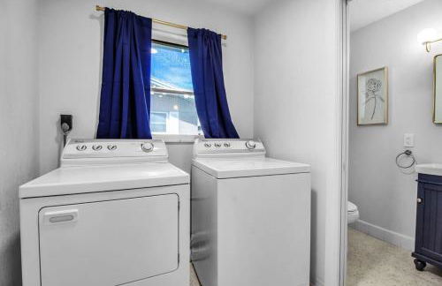 Luxury Vacation Home in Madeira Beach Family and Pet Friendly - Foto 52