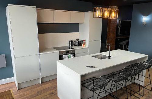 Swan Street Townhouse Hot Tub & Roof Terrace - Photo 8