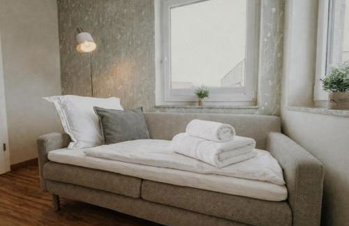 Schäfers - Ihr Wohlfühlort - Hochwertige Ausstattung, Naturgrundstück mit Bachlauf, Terrassen, WLAN, Parken - an 2 Seen bei Leipzig - Foto 32