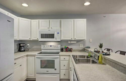 Pool Access and Lake Views Camdenton Condo - Photo 6