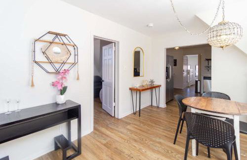 Chi-Town Hideout #2 - Near Metra - Foto 27