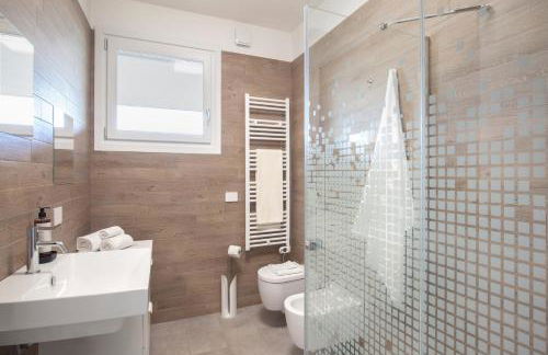 Perla Garda Lake Apartment With Pool - Foto 16