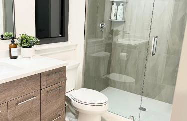 Modern 2 Bed Furnished Apartment in Quincy - Foto 6