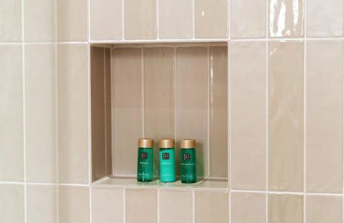 Our House Collective - Luxury Stay in Lincoln City Centre, Hot tub, Sleeps 16 - Foto 32