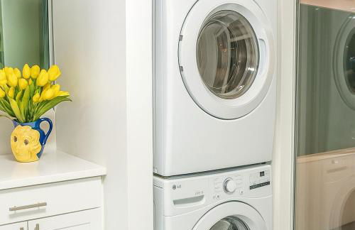 Waterfront HotTub Steps from the Airport Boat Slip - Foto 16