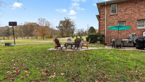 Peaceful Historic Villa with Hot Tub & Pool near Downtown Nashville, Tennessee - Foto 1