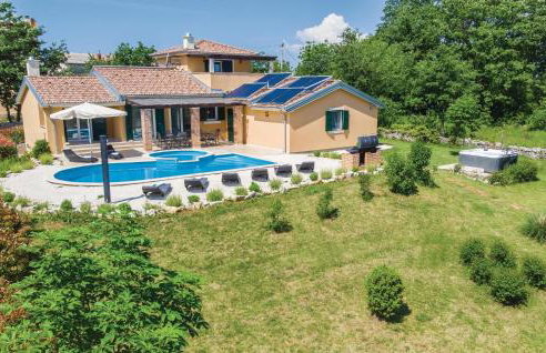 Gorgeous Home In Rezanci With Jacuzzi - Foto 1