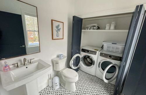 Luxury Waterfront Home w Heated Pool and Hot Tub - Foto 29