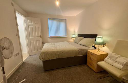 2 Bed Apartment-Sleeps 5-Free Parking - Foto 21