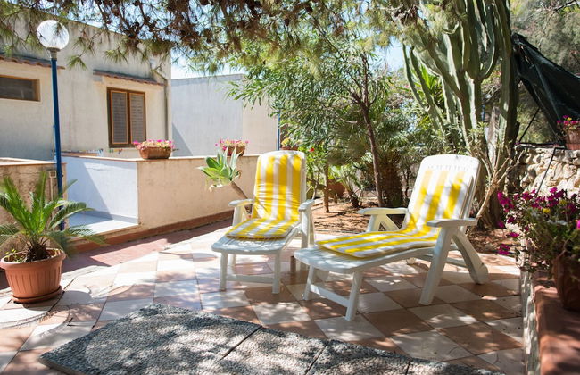 Holiday Home in Sciacca Mare Tennis Soccer Field, Barbecue, Wifi, Kitchenette - Foto 29