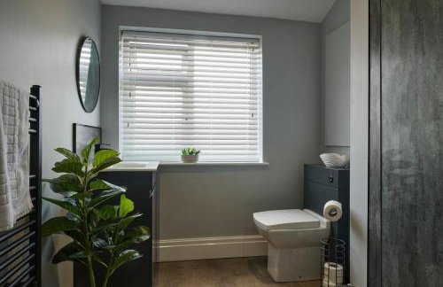 Comfort 2BR By Eason Stays Short Lets Denton - Foto 6