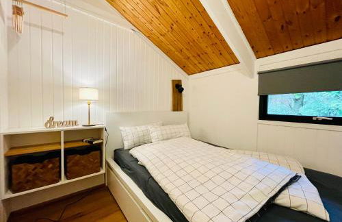 Ferienhaus Kleine Auszeit in der Natur mit Kamin, Yogamatten, schöne Küche - Foto 18