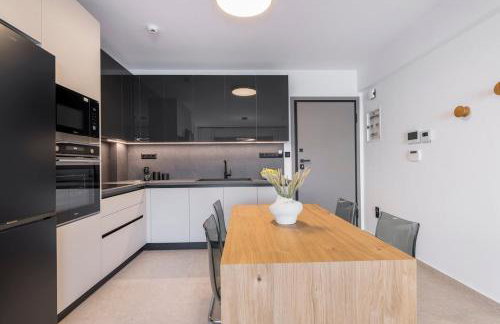 Elliniko Riviera - Family Apt Near Metro by MPS - Foto 18