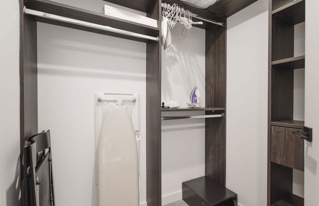 Contemporary Comfort Rooftop Views & Full Kitchen - Foto 20