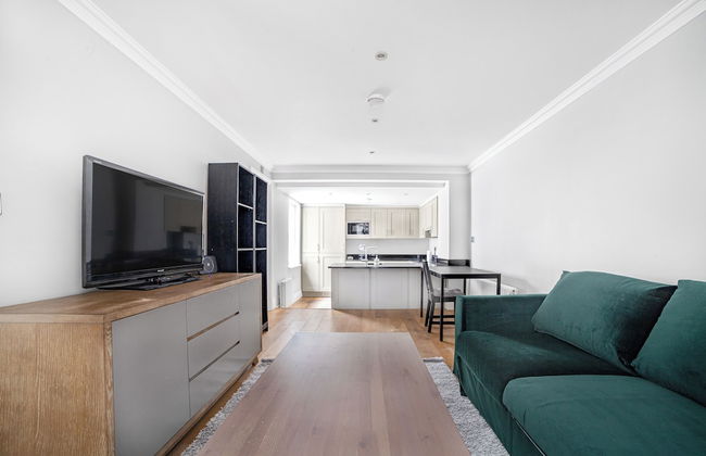 Prime Location Central London - Photo 1