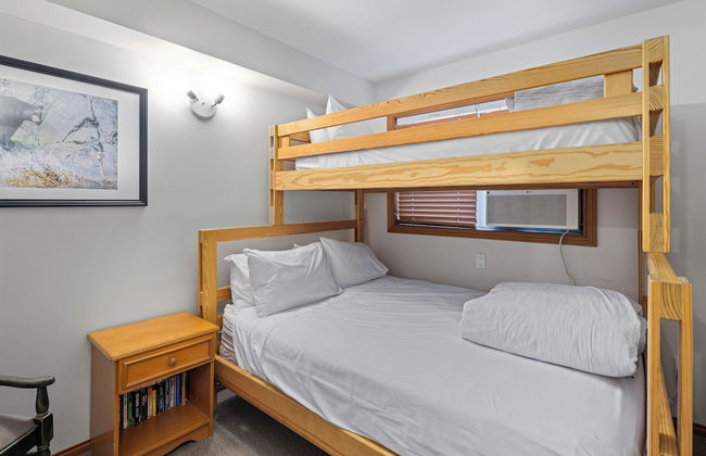 Glaciers Reach by AllSeason VR - Photo 47