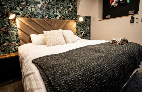 DJH Homes - VIP Luxury 2BR Grade ll Industrial House with Log Burner - JQ, Birmingham City - Foto 11