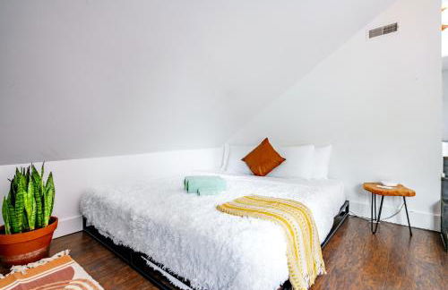 Jungle House Chillicothe Sleeps 24 Downtown Ohio Free Parking - Walk to Historic District - 5BR Luxury Home - Pet Friendly - King Beds - Over 5,800 Five Star Stays - Foto 70