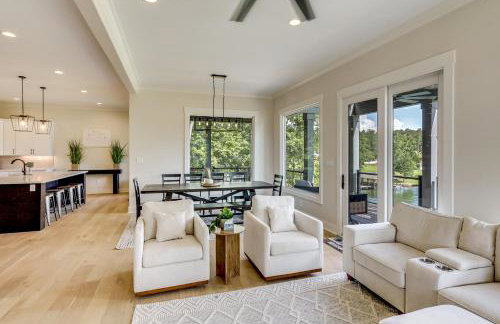 Dock and Views Spacious Lake Sinclair Retreat - Foto 10