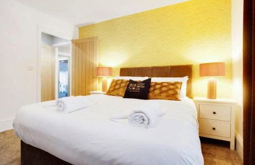 NEW! Luxurious Cottage in Durham by Stay With Us, Ideal for Large Groups & Families, Hot Tub, Sleeps 10! - Foto 5