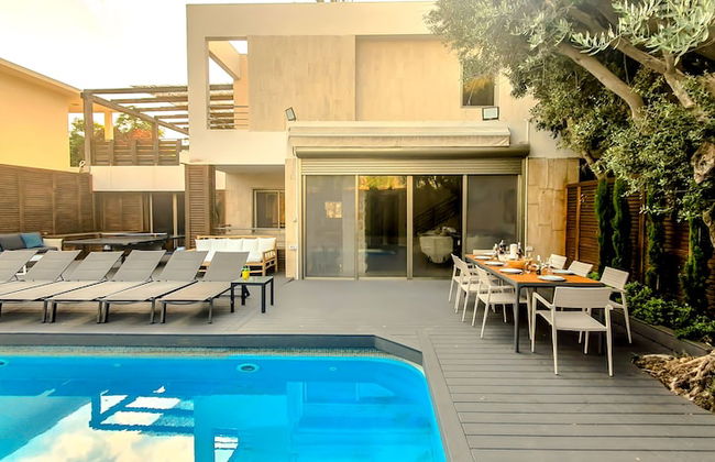 Beautiful Villa Swimming Pool 6 Bdrms H3 - Foto 32