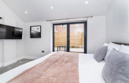 The Old Hotel - Photo 44