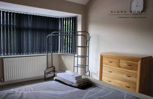 Your 3BR - Home away from Home - Foto 13