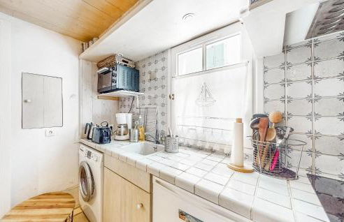 2 Bedroom Amazing Home In Ars-En-Ré - Foto 14