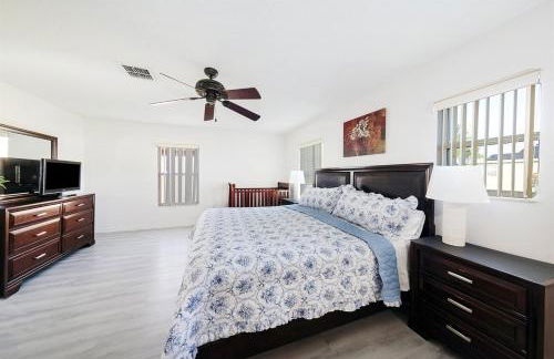 Spacious 6BR 4BA Villa, Private Pool, Near Disney - Foto 12