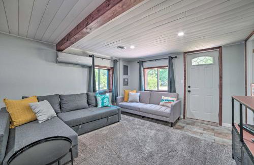 Prudenville Retreat with Yard about 1 Mi to Lake! - Foto 2