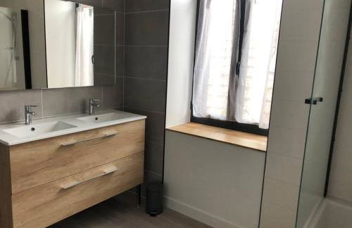 Maison entièrement renovee - Foto 18