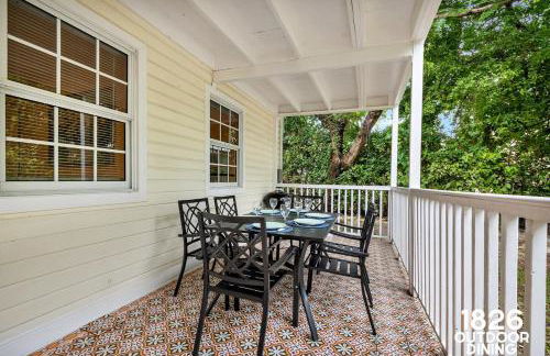 3 Home 12 bedroom compound with Pool and BBQ sleeps 24 - Foto 66