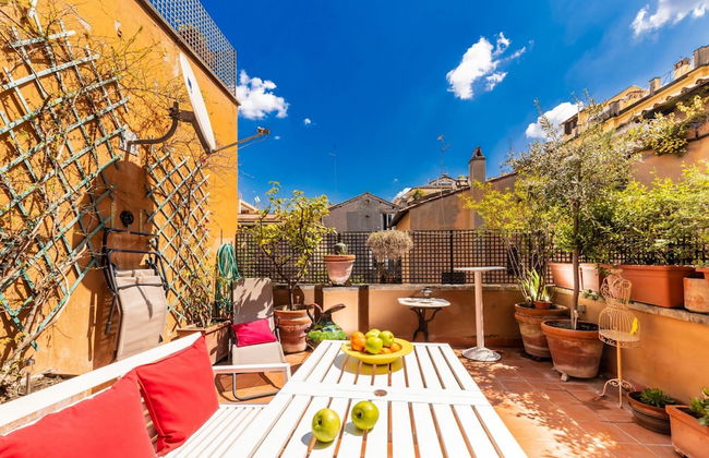 Chiara in Pantheon Apartment With Terrace - Photo 7
