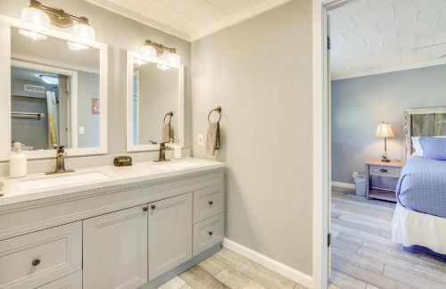 Howe Retreat with Fire Pit and Private Boat Dock! - Foto 15