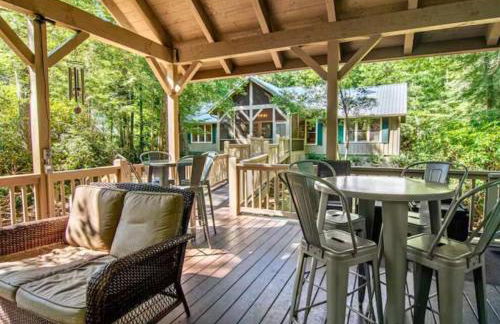 Riverfront Retreat: Sauna, Private Forest, 6 Falls - Foto 3