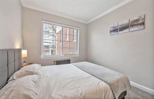 3rd Floor 2BD near DPAC, Duke, and Hospital - Foto 18