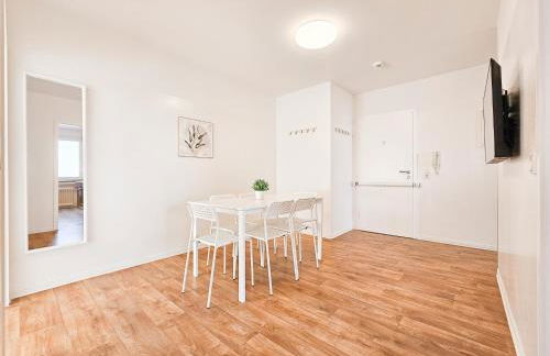 Tolstov Apartments - 1 or 3 Room Apartments with Balcony - 20 Min Messe DUS & Airport DUS - Foto 38