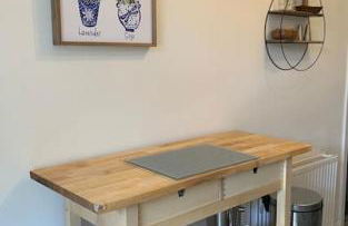 May Cottage - Heart of Vibrant Village & 10 mins Walk to Beach - Photo 12